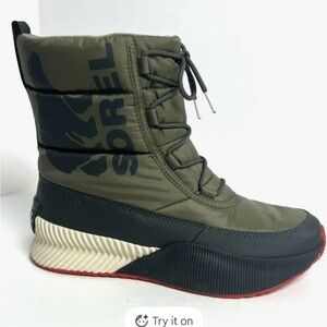 Sorel Women's Out N About Plus Boot - Olive and Black. Guc size 8/39
